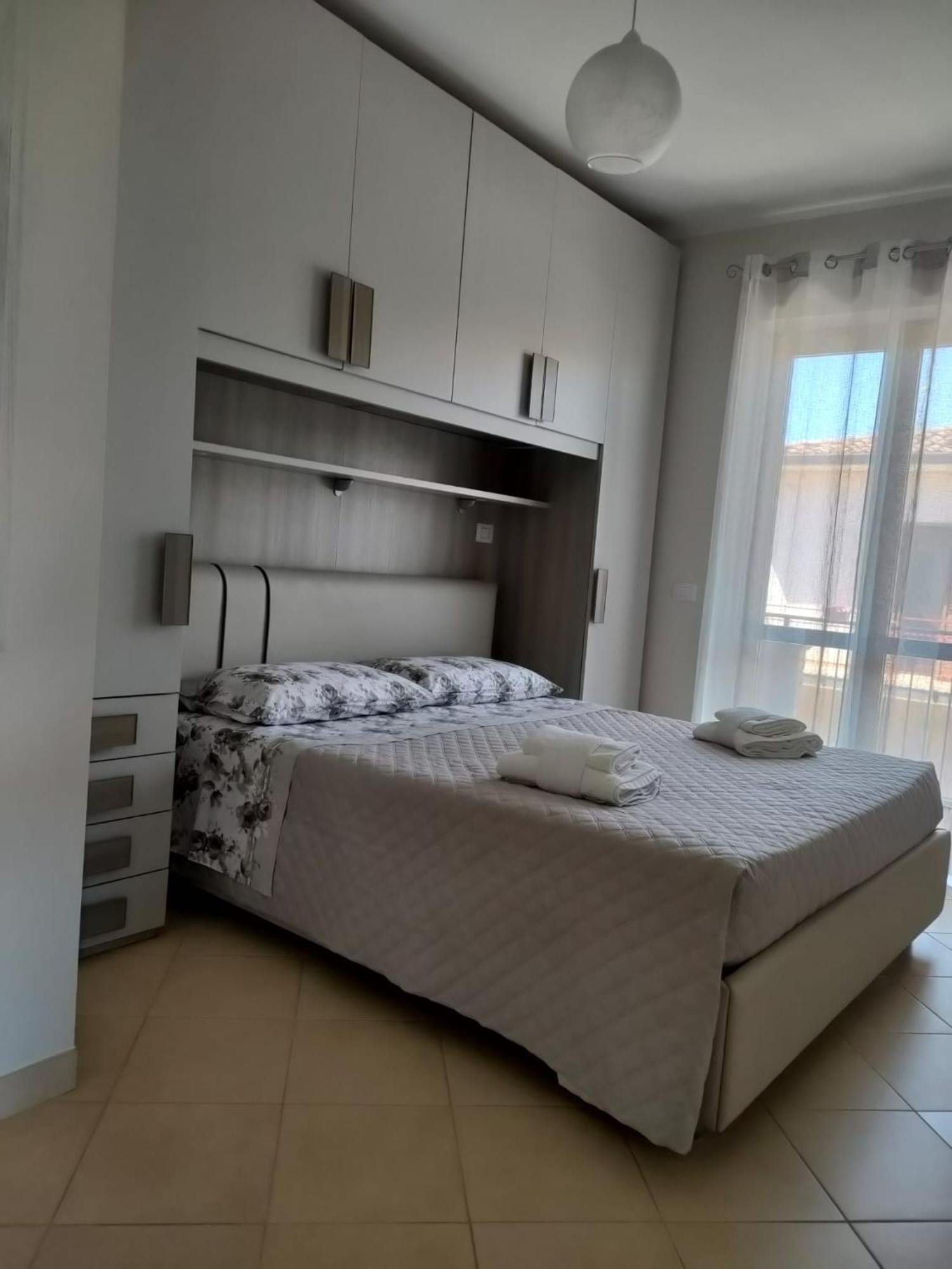 Denia'S Home ซานเตอูเฟเมีย ลาเมเซีย ภายนอก รูปภาพ